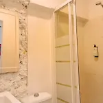 Charming Local Flat Near Sao Bento Palace *